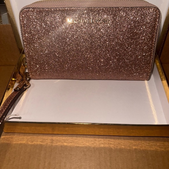 Michael Kors Rose Gold Sparkle NWT $198 - Picture 1 of 9